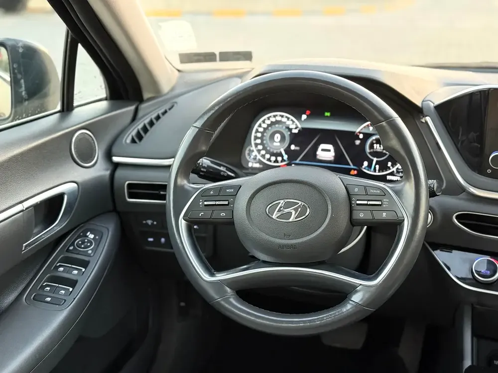 Hyundai Sonata American spec full option excellent condition - Image 10