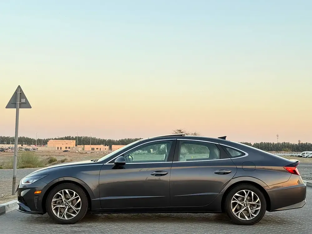 Hyundai Sonata American spec full option excellent condition - Image 8