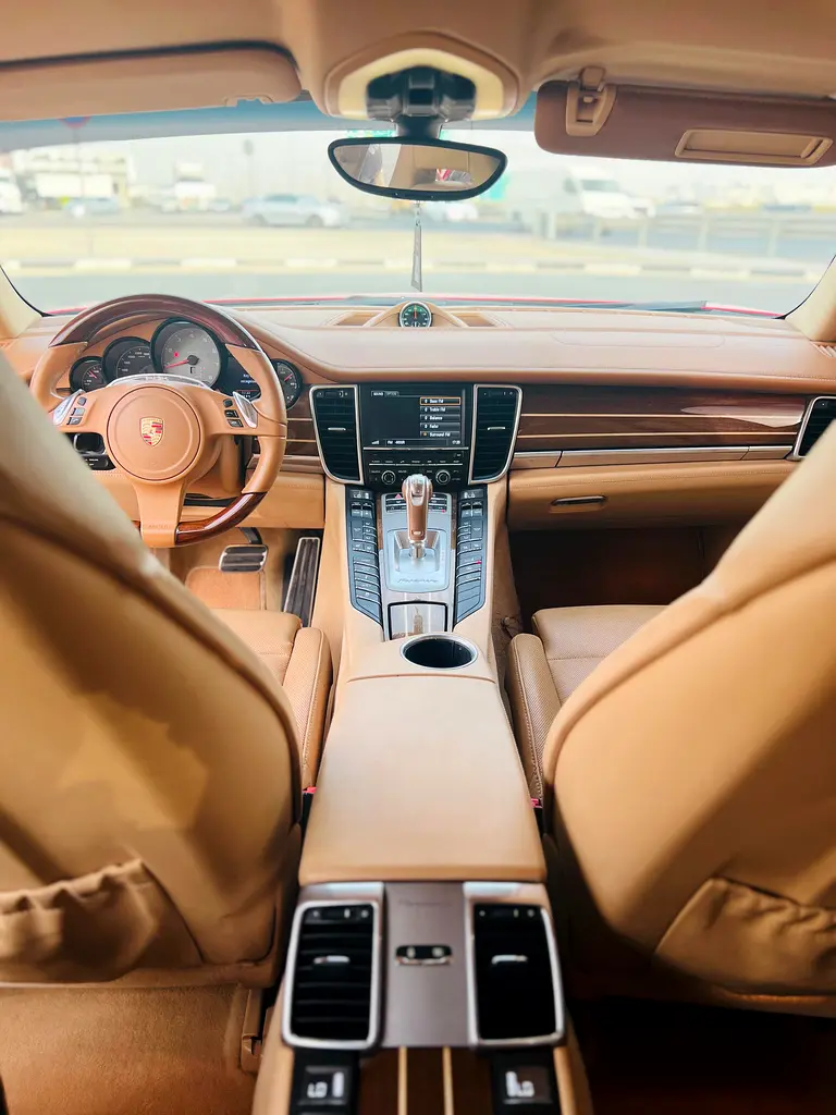 Porsche Panamera 4S 2012 | GCC Specs | Well Maintained - Image 9