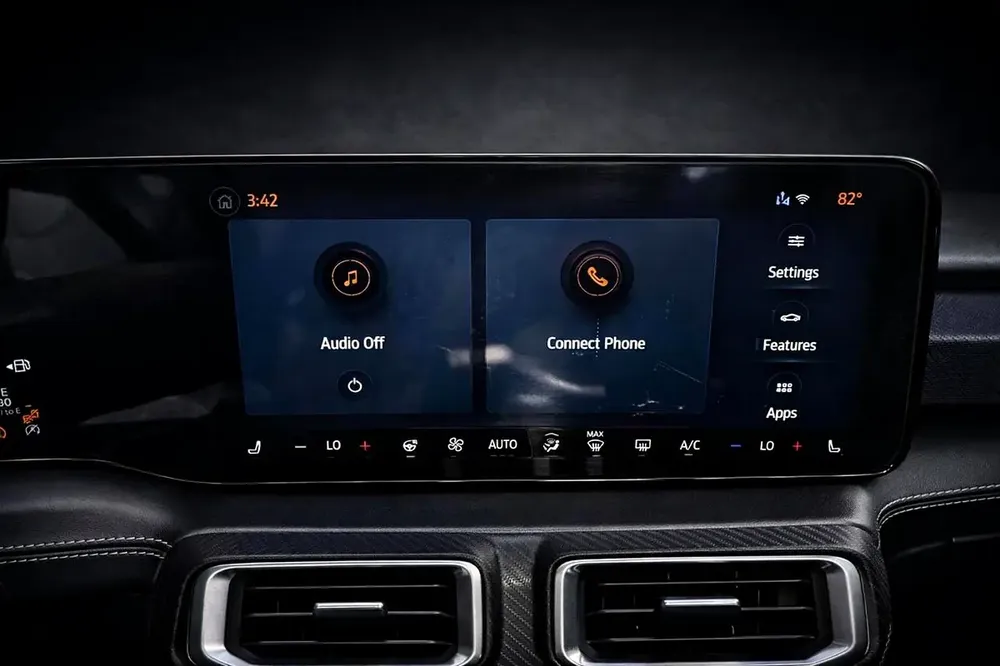 Ford Mustang Ecoboost Premium 2024 | Warranty | Performance yet Fuel Efficient - Image 12