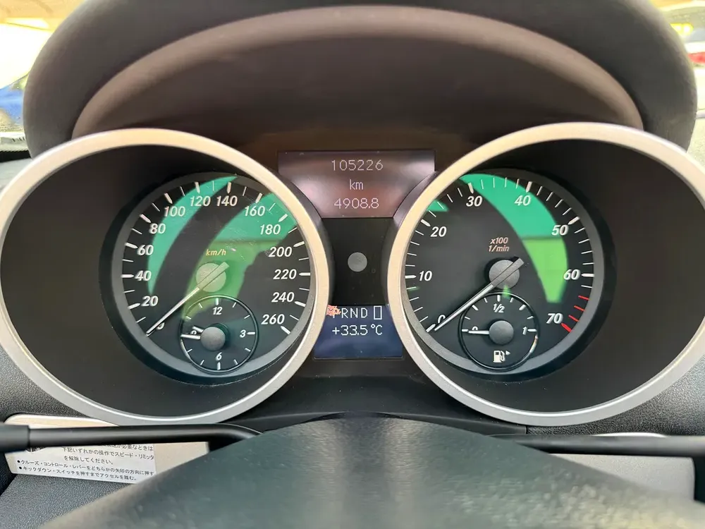 MERCEDES BENZ SLK350 MODEL 2005 JAPAN IMPORT - Image 13