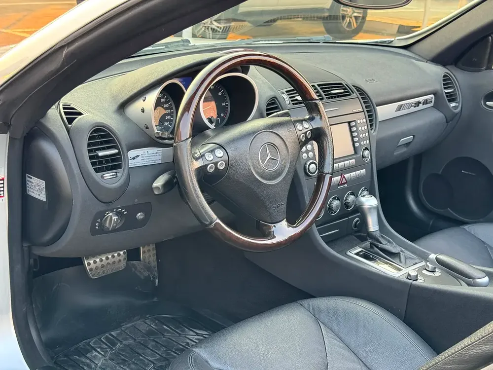 MERCEDES BENZ SLK350 MODEL 2005 JAPAN IMPORT - Image 9