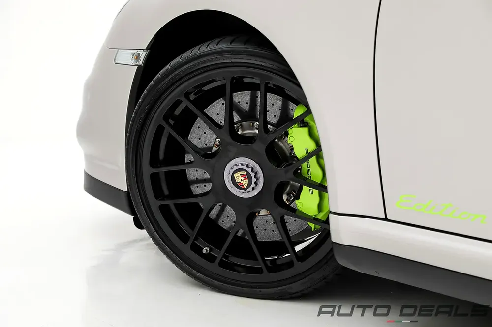 2012 Porsche 911 Turbo S “Edition 918 Spyder” Low Mileage| Full Service History | Rare collector Car - Image 10