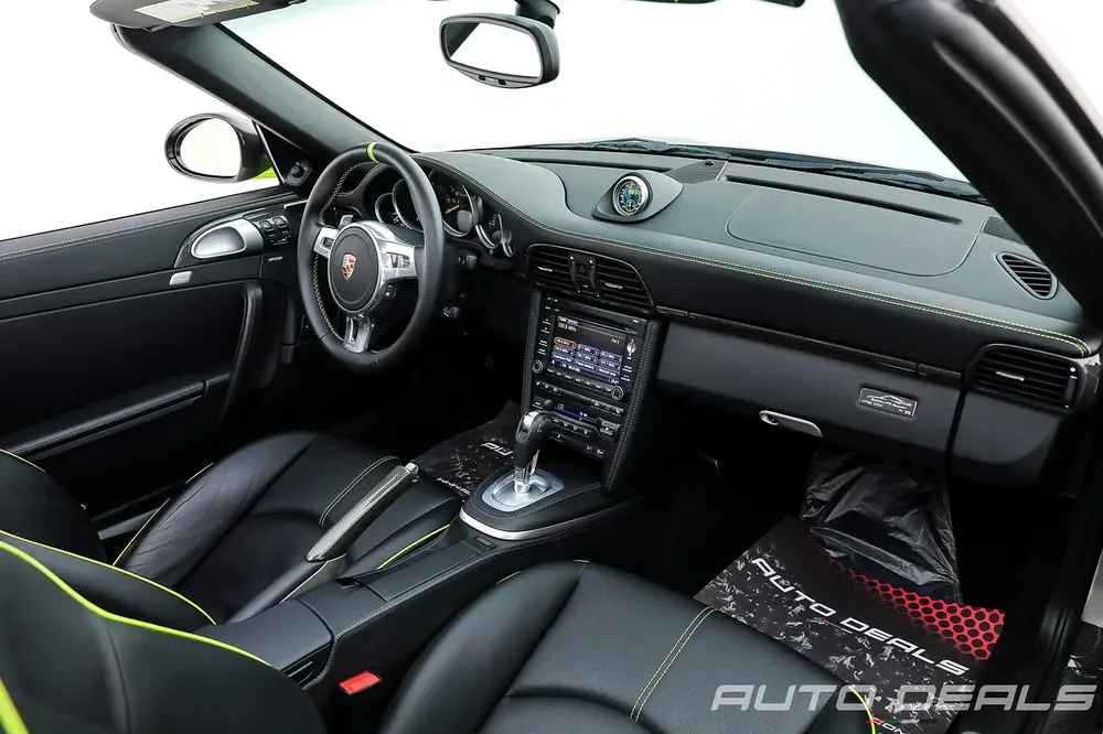 2012 Porsche 911 Turbo S “Edition 918 Spyder” Low Mileage| Full Service History | Rare collector Car - Image 12