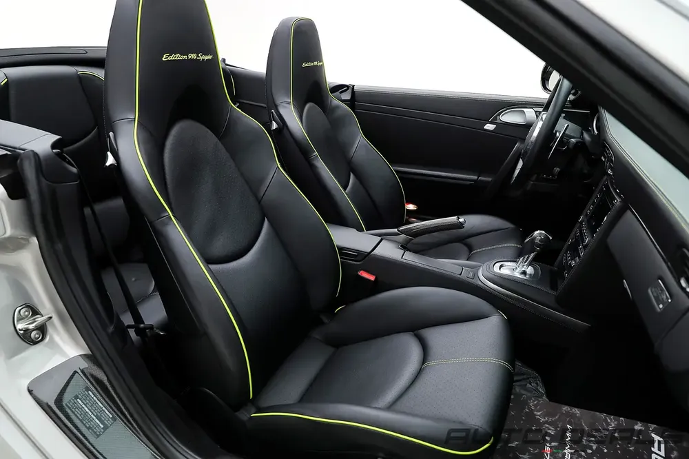 2012 Porsche 911 Turbo S “Edition 918 Spyder” Low Mileage| Full Service History | Rare collector Car - Image 19