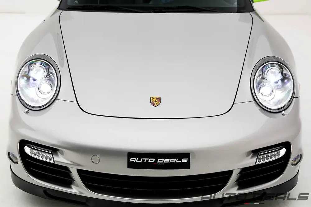 2012 Porsche 911 Turbo S “Edition 918 Spyder” Low Mileage| Full Service History | Rare collector Car - Image 6