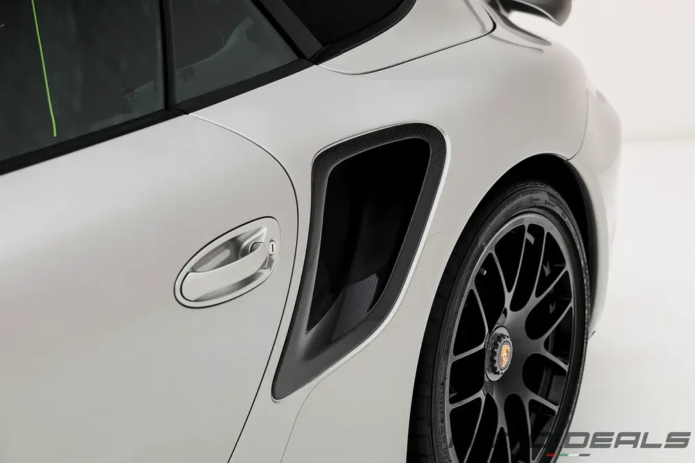 2012 Porsche 911 Turbo S “Edition 918 Spyder” Low Mileage| Full Service History | Rare collector Car - Image 9