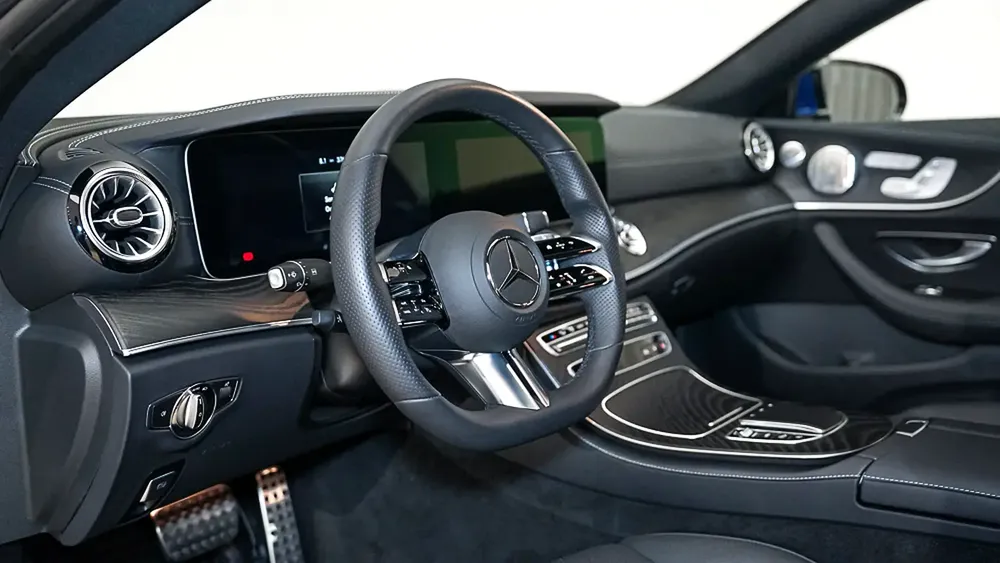 E450 AMG Line | AED 3,520 PM | Up to 3 Years Warranty Unlimited - Image 4