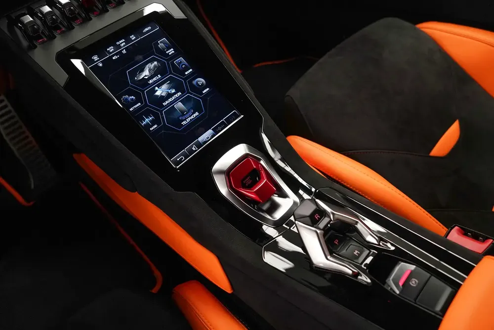 2024 LAMBORGHINI HURACAN TECNICA LP 640-2 / V10 / LOW MILEAGE - Image 10