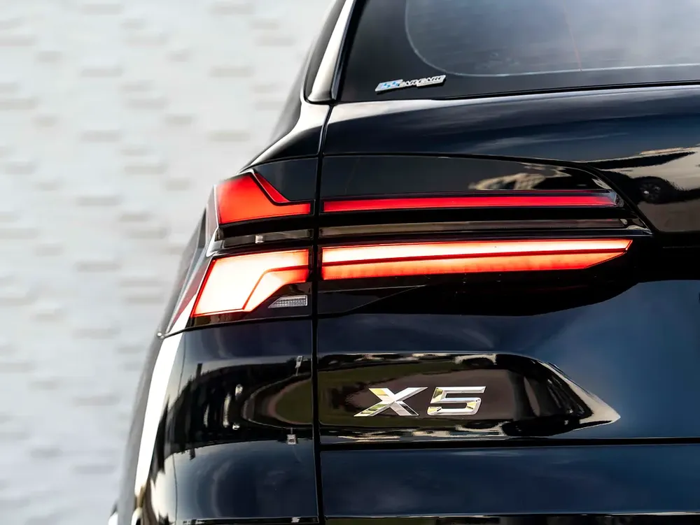 0% DOWN PAYMENT! | SAVVY-BUY | BMW X5 xDrive40i M SPORT | WARRANTY + SERVICE - Image 6