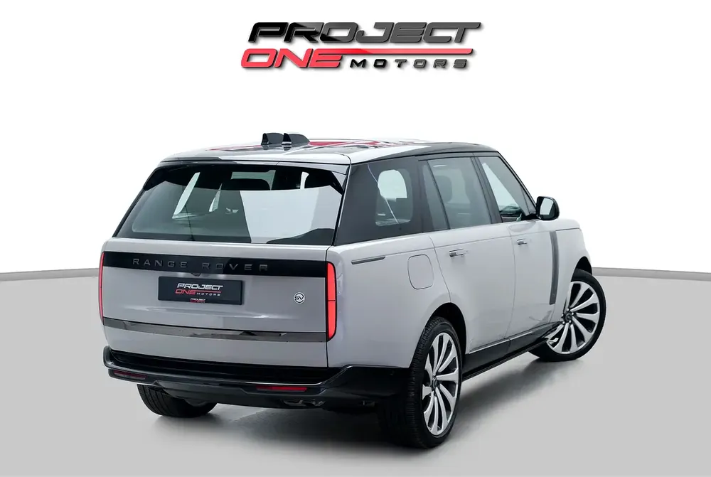 2025 RANGE ROVER SV WITH WARRANTY - Image 4