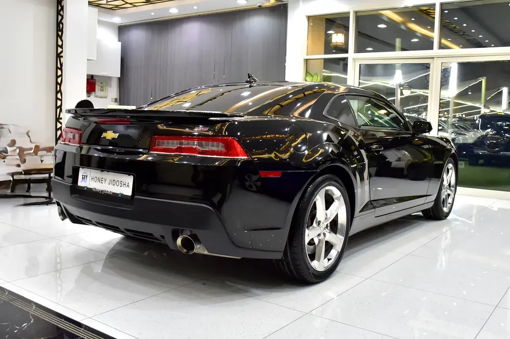 EXCELLENT DEAL for our Chevrolet Camaro SS ( 2015 Model ) in Black Color GCC Specs - Image 6