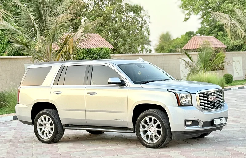 2019 GMC YUKON SLE 5.3L V8 CANADIAN SPECIFICATION IN VERY EXCELLENT CONDITION - Image 8
