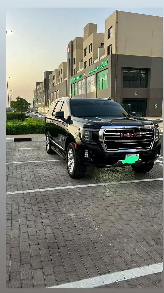 GMC Yukon SLT 2022 GCC SPECS LADY DRIVEN - Image 5