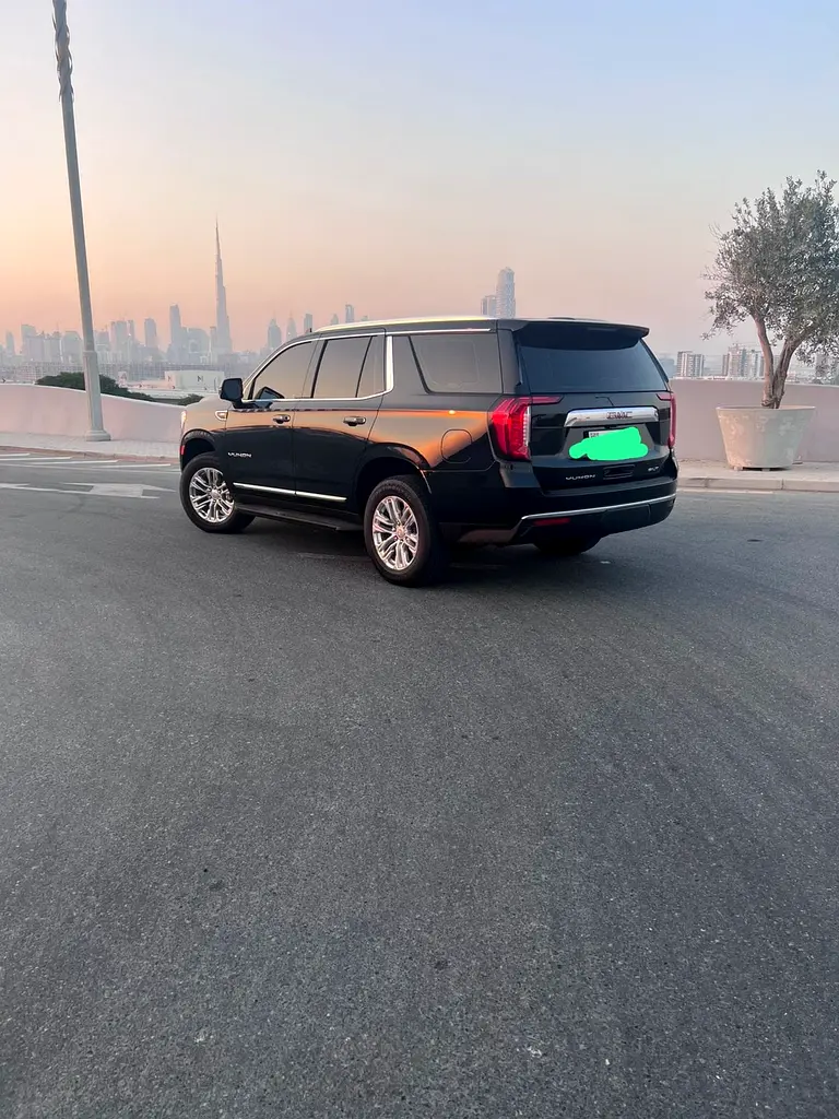 GMC Yukon SLT 2022 GCC SPECS LADY DRIVEN - Image 7