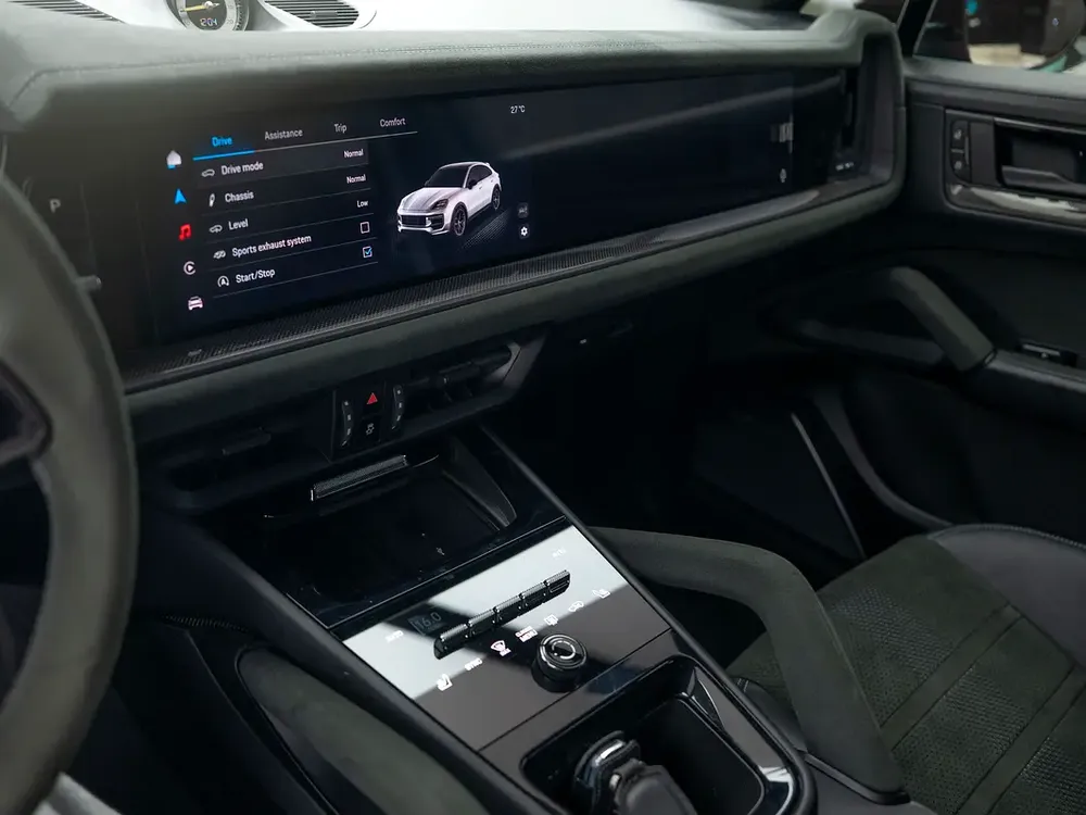 Porsche Cayenne Turbo GT 2025 GCC Specs - Image 7