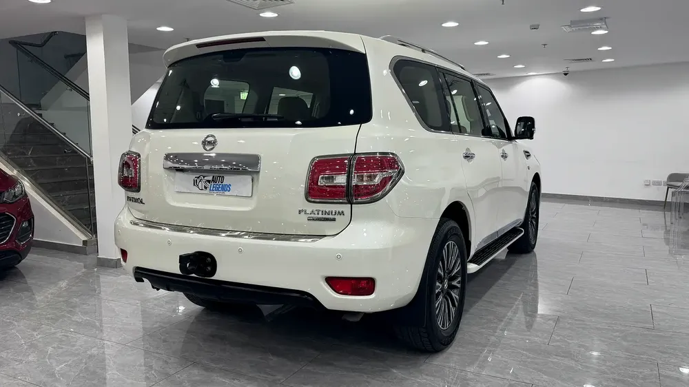 Nissan Patrol LE Platinum - 1 Year Warranty Included - Image 4