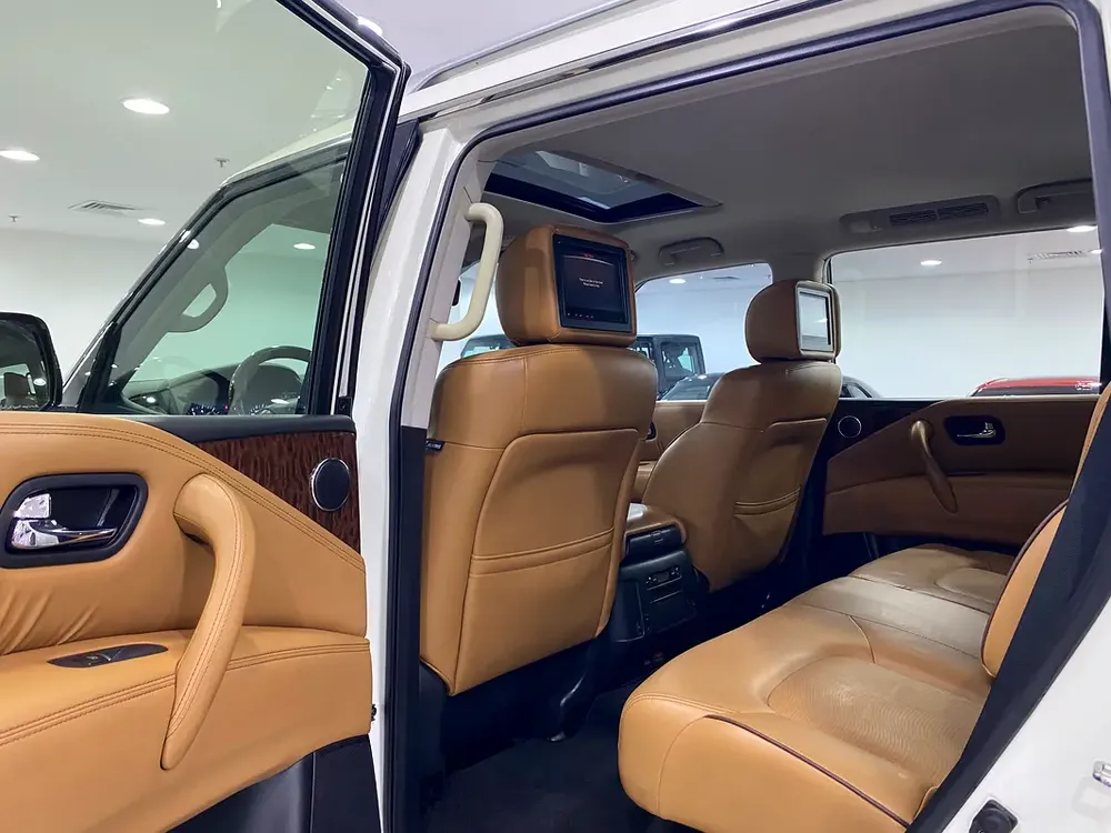 Nissan Patrol LE Platinum - 1 Year Warranty Included - Image 9