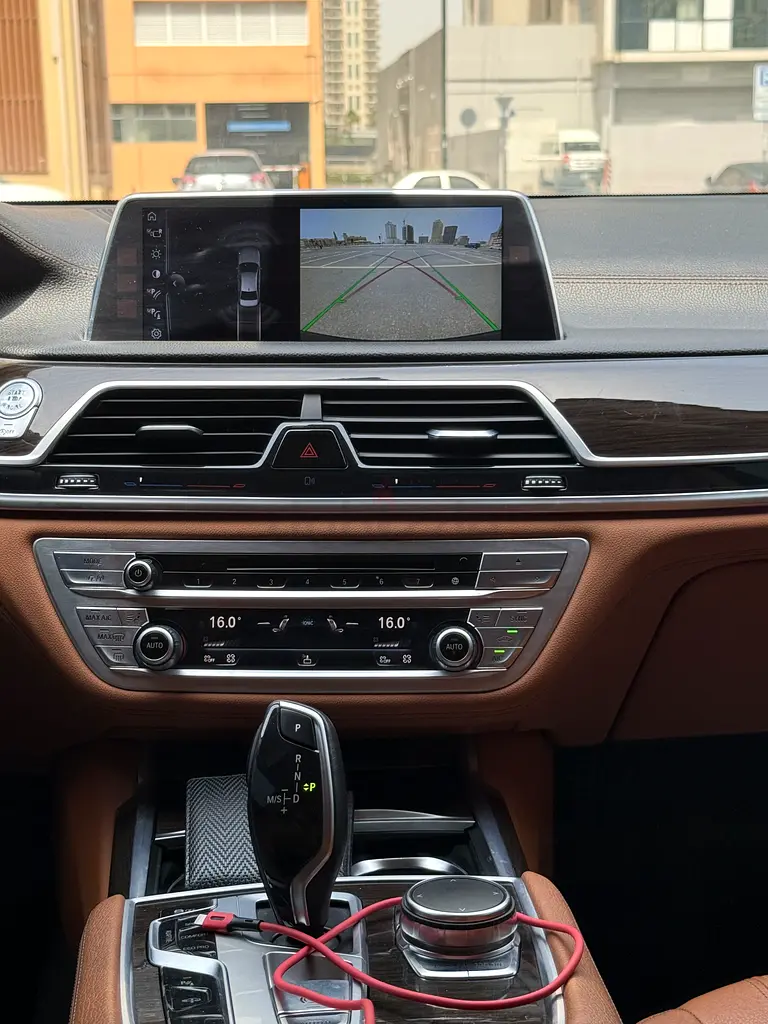 BMW 740li Executive | GCC Specs | Low Mileage - Image 9