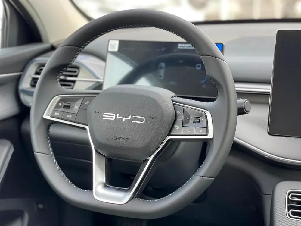 2025 BYD DESTROYER 05 1.5L PLUG IN HYBRID - Image 14