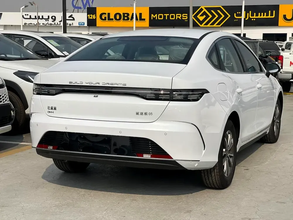 2025 BYD DESTROYER 05 1.5L PLUG IN HYBRID - Image 5