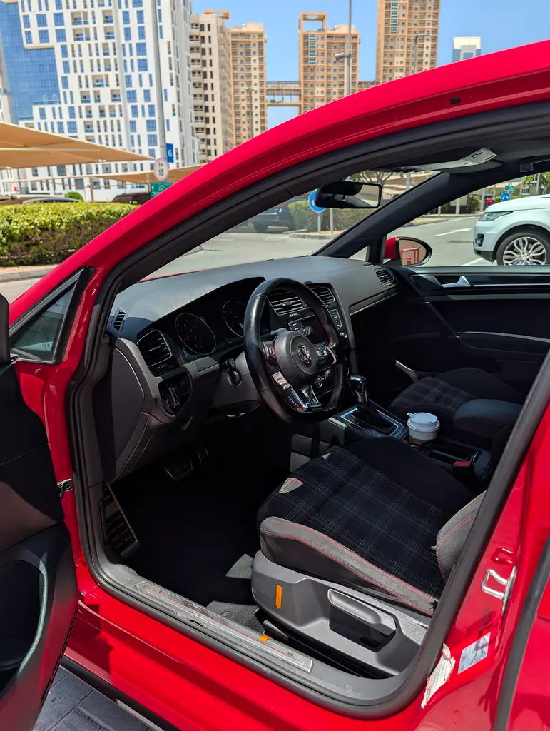 Volkswagen Golf GTI 2014 | GCC Specs | GCC | Well maintained, clean - Image 6
