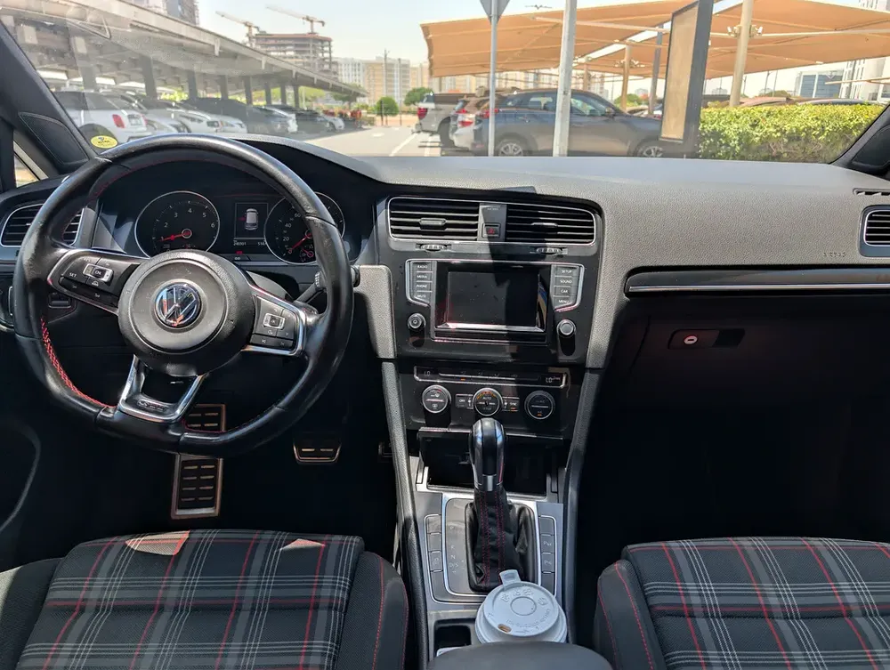 Volkswagen Golf GTI 2014 | GCC Specs | GCC | Well maintained, clean - Image 8