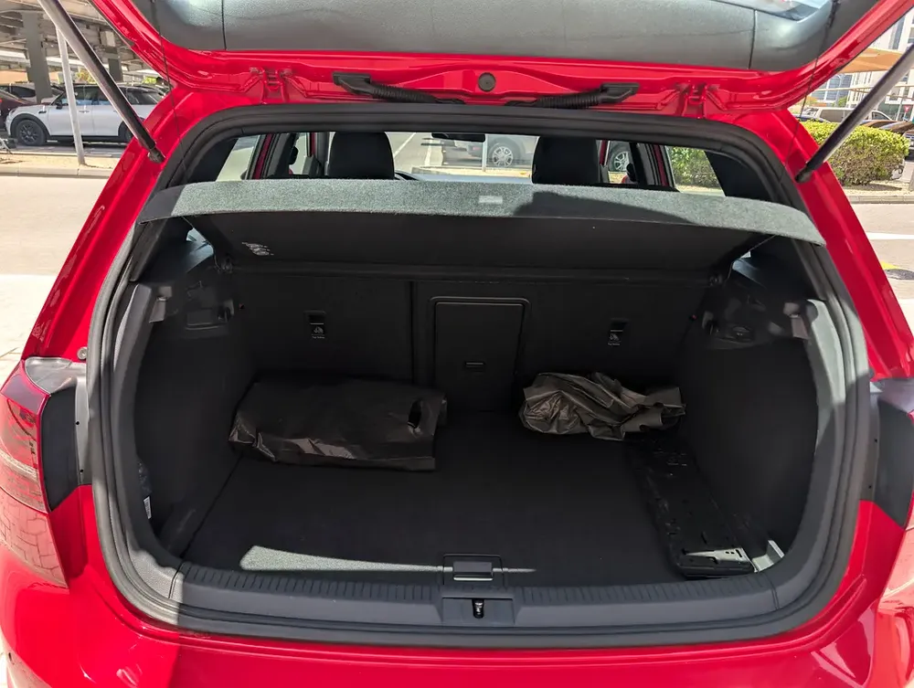 Volkswagen Golf GTI 2014 | GCC Specs | GCC | Well maintained, clean - Image 9