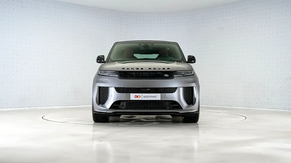 Range Rover Sport P635 SV | AED 11,592 PM | Warranty July 2029 | GCC - Image 8