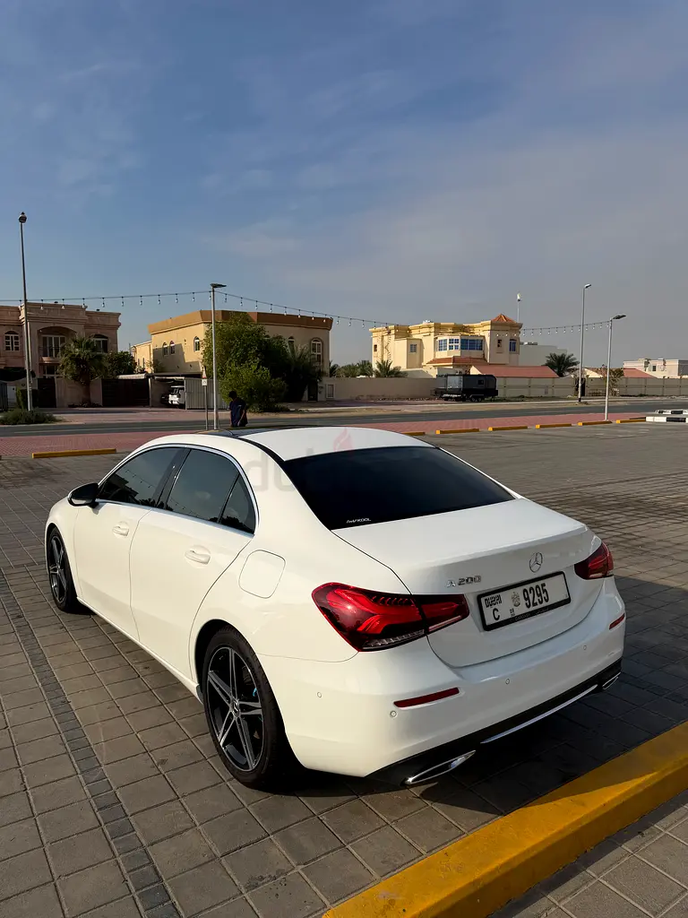 2020 Mercedes-Benz A 200 | GCC Specs | Low Mileage | Mint Condition - Image 4