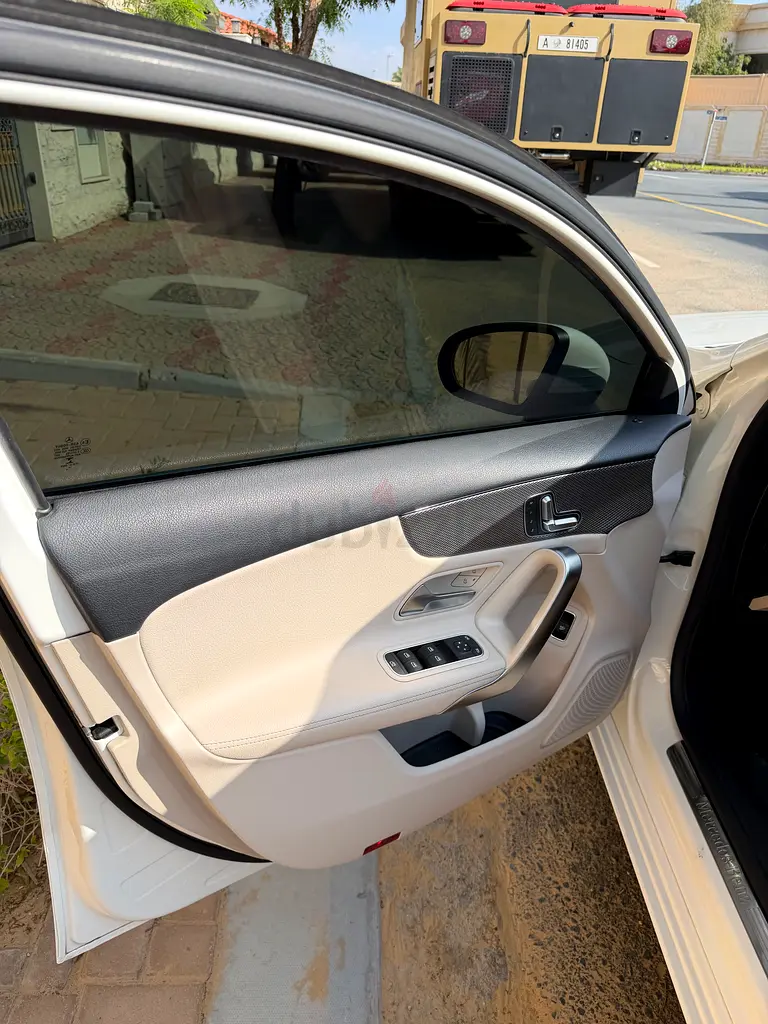 2020 Mercedes-Benz A 200 | GCC Specs | Low Mileage | Mint Condition - Image 9