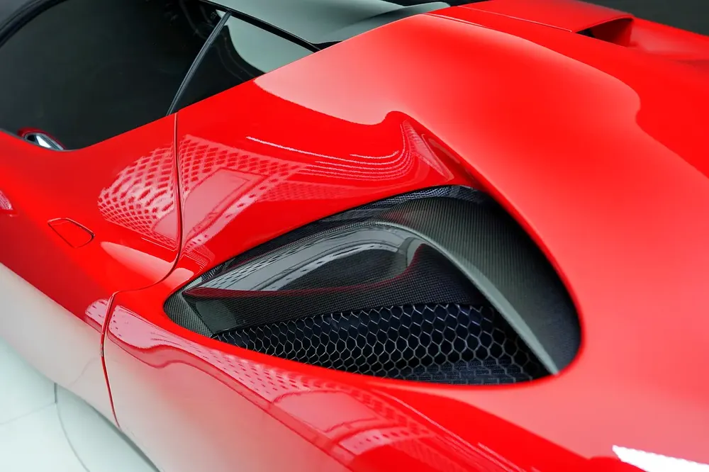 SF90 STRADALE | CARBON INTERIOR | CARBON EXTERIOR | WHEEL CARBON | JBL AUDIO | SERVICE TILL 2028 - Image 10
