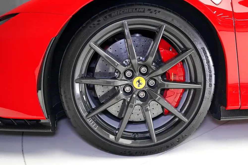 SF90 STRADALE | CARBON INTERIOR | CARBON EXTERIOR | WHEEL CARBON | JBL AUDIO | SERVICE TILL 2028 - Image 17