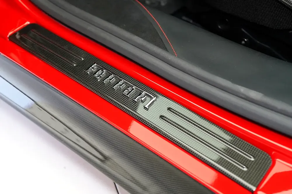 SF90 STRADALE | CARBON INTERIOR | CARBON EXTERIOR | WHEEL CARBON | JBL AUDIO | SERVICE TILL 2028 - Image 8