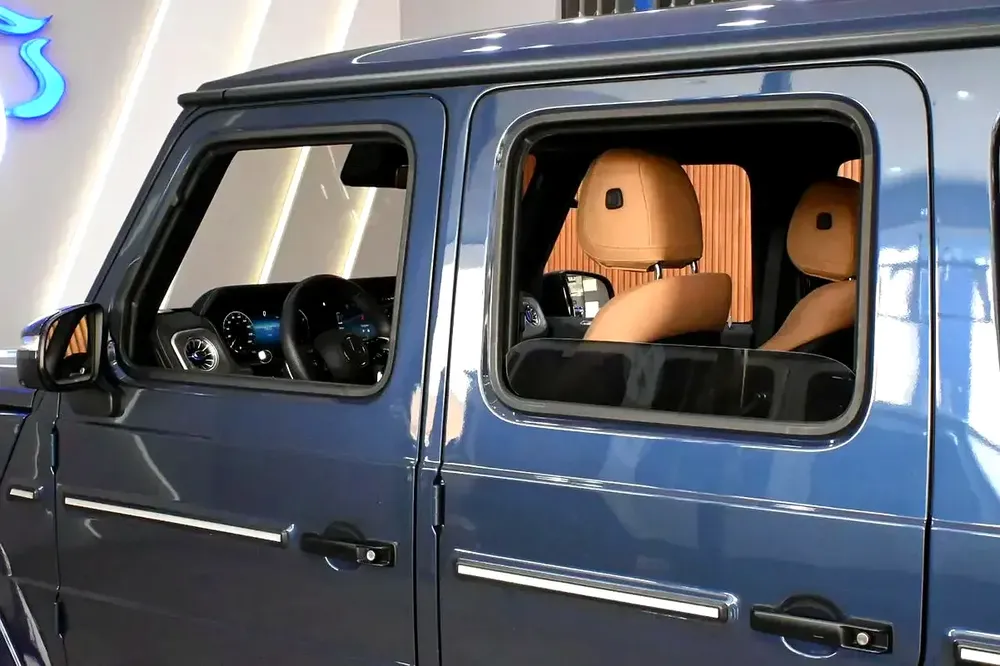 2025 Mercedes-Benz G 550 Low mileage, With warranty - Image 8