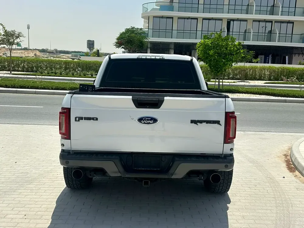 2017 Ford F-150 Raptor GCC Specification Service History No Accidents No Paint Original Keys x 2 - Image 4
