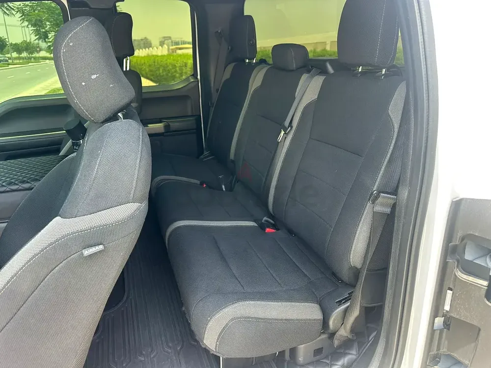 2017 Ford F-150 Raptor GCC Specification Service History No Accidents No Paint Original Keys x 2 - Image 8