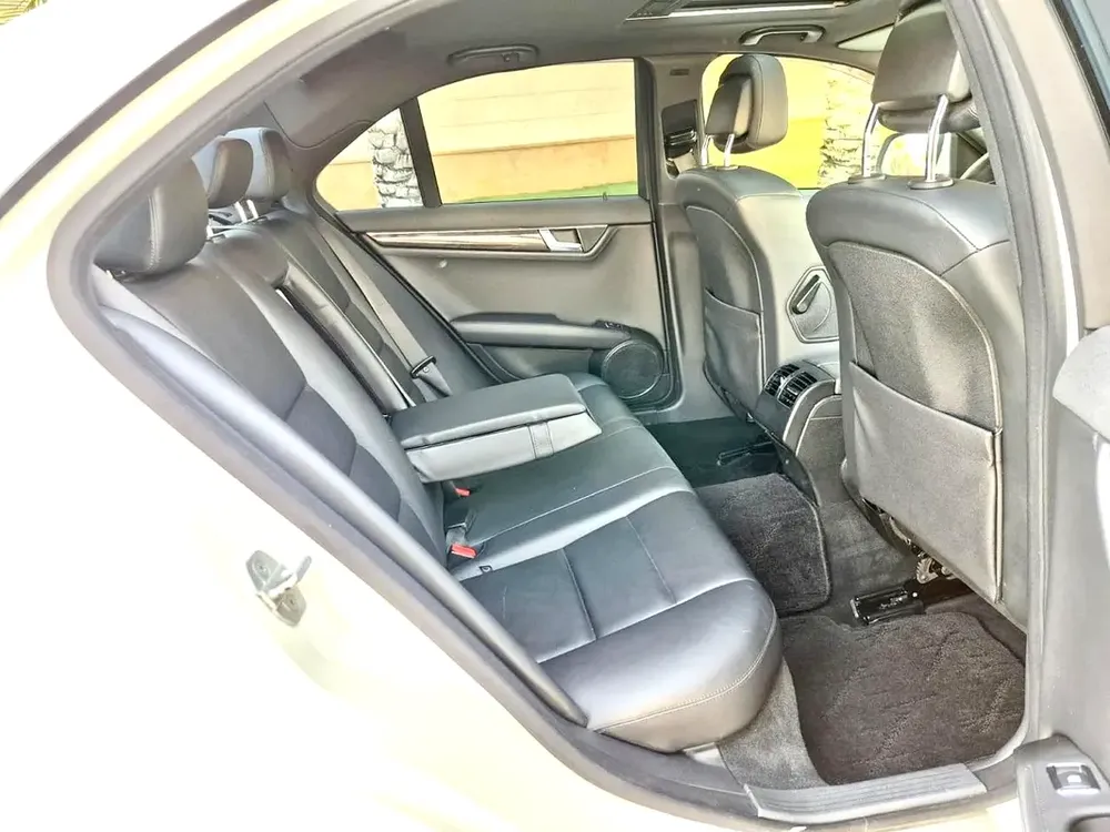 2008 - BENZ C250 - JAPANESE SPECS - ONLY 85,000 KM - Image 13