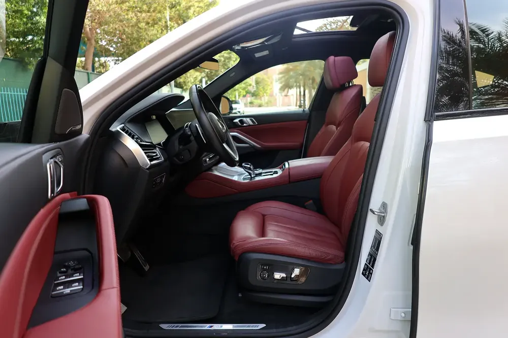 BMW X6 xDrive40i 2021 GCC Specs -FULL SERVICE HISTORY- UNDER WARRANTY & SERVICE-Pristine Conditi - Image 12