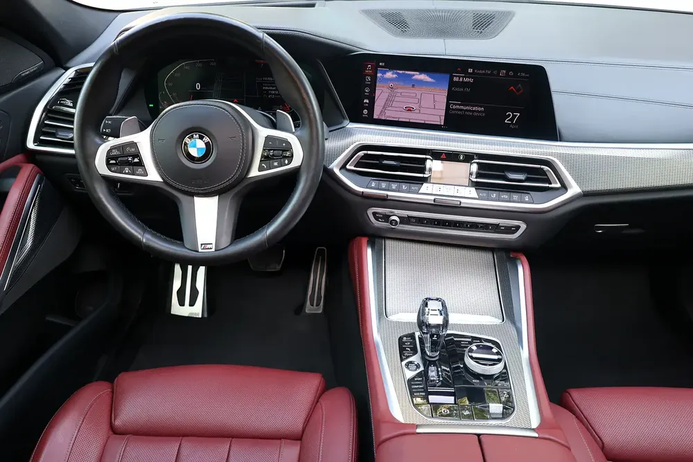 BMW X6 xDrive40i 2021 GCC Specs -FULL SERVICE HISTORY- UNDER WARRANTY & SERVICE-Pristine Conditi - Image 16