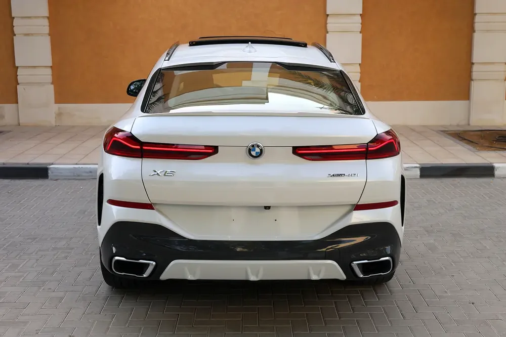 BMW X6 xDrive40i 2021 GCC Specs -FULL SERVICE HISTORY- UNDER WARRANTY & SERVICE-Pristine Conditi - Image 8