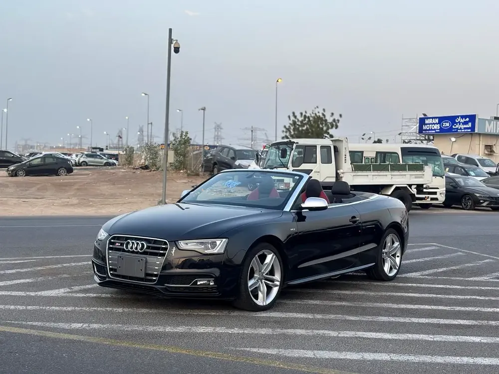 SUPER CLEAN S5 RED INTERIOR ONLY 32500 KM FRESH JAPAN IMPORTED - Image 10
