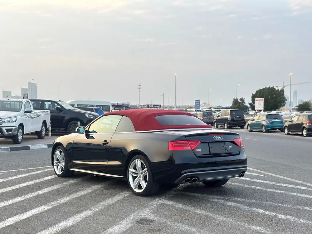 SUPER CLEAN S5 RED INTERIOR ONLY 32500 KM FRESH JAPAN IMPORTED - Image 6