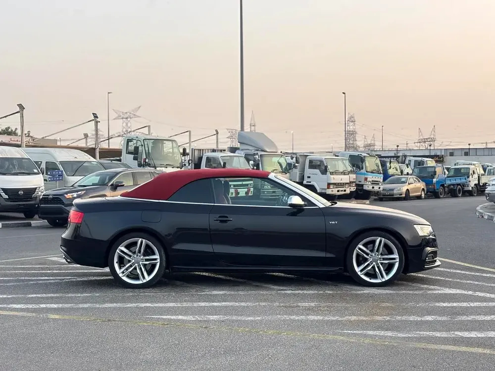 SUPER CLEAN S5 RED INTERIOR ONLY 32500 KM FRESH JAPAN IMPORTED - Image 8