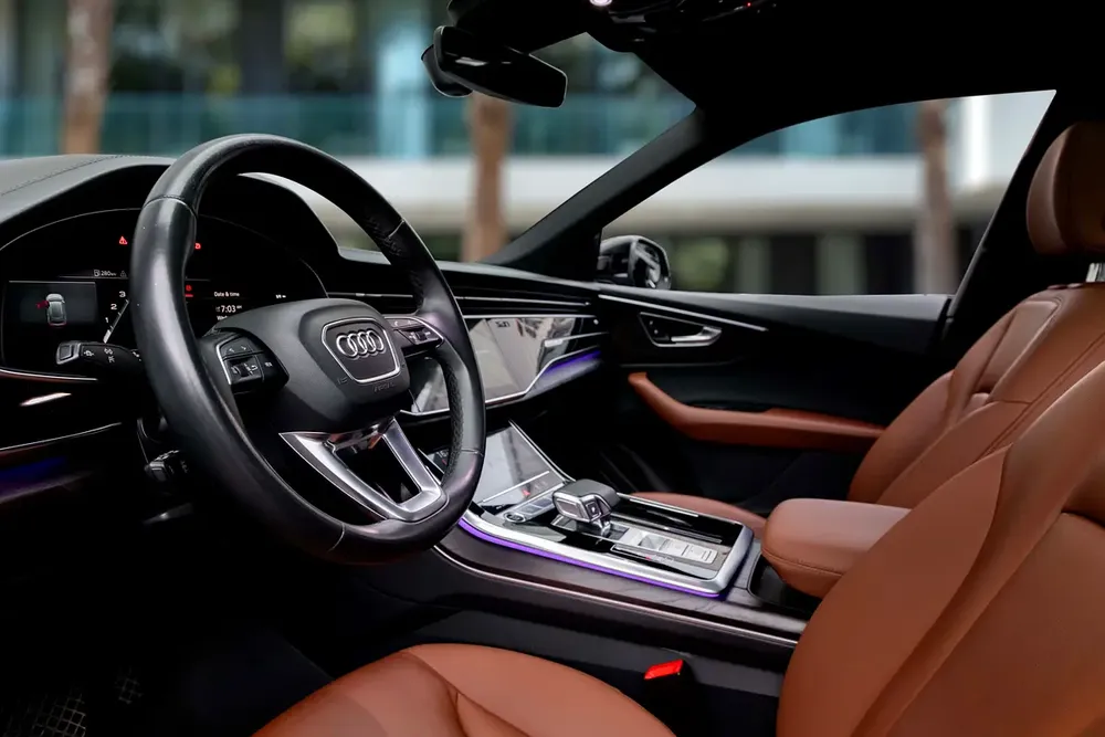 4,113 P.M |  Q8 55 TFSI Quattro | 0% Downpayment | PRISTINE CONDITION!! - Image 9