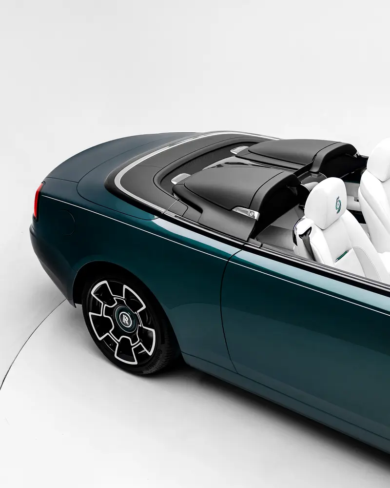 2022 Rolls-Royce Dawn Black Badge - Image 19