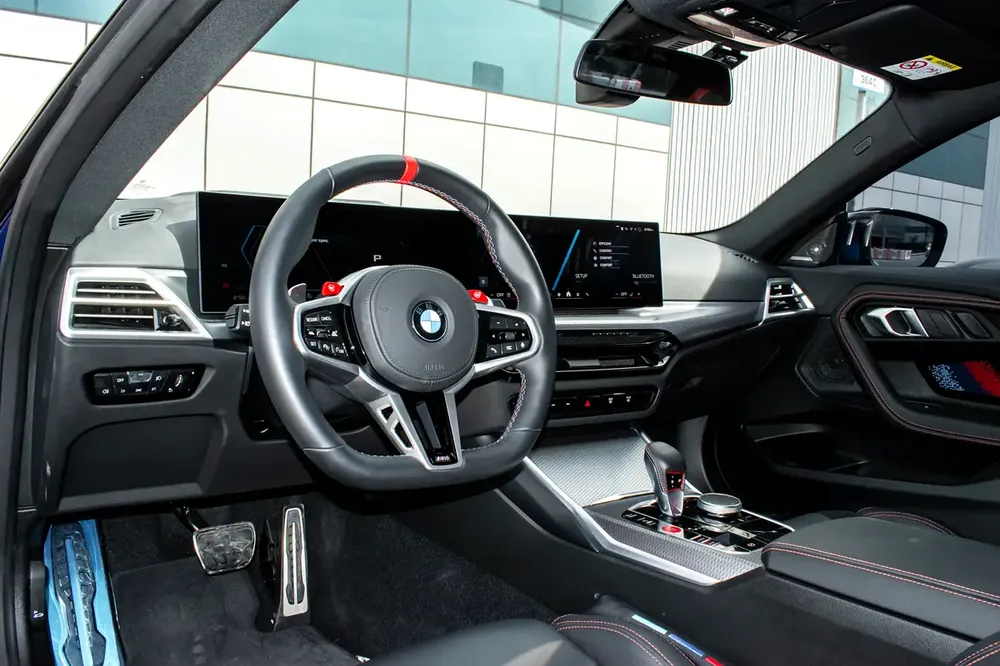 5,500 AED M/P 2025 BMW M2 Competition Clean Title - Image 11