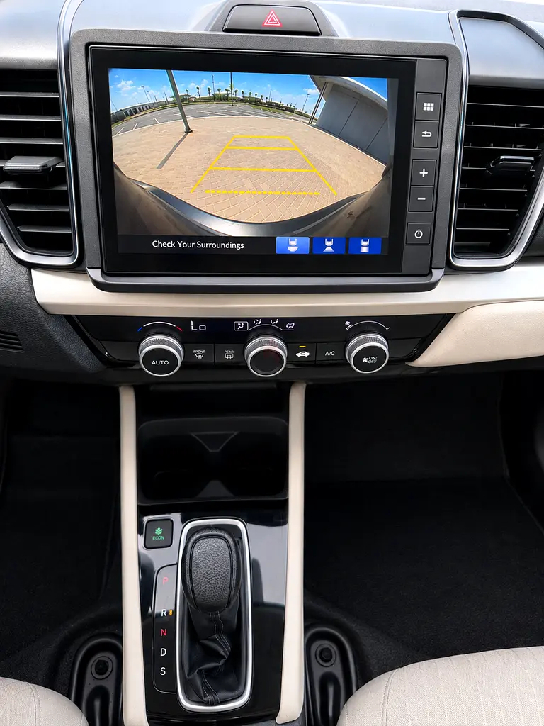 2023 HONDA CITY SPORT - GCC SPECS - 35,000KM - FULL OPTION - Image 10