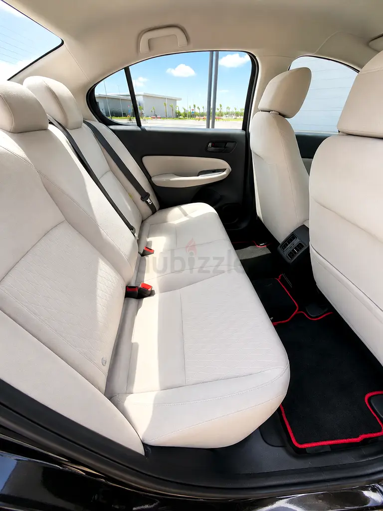 2023 HONDA CITY SPORT - GCC SPECS - 35,000KM - FULL OPTION - Image 8