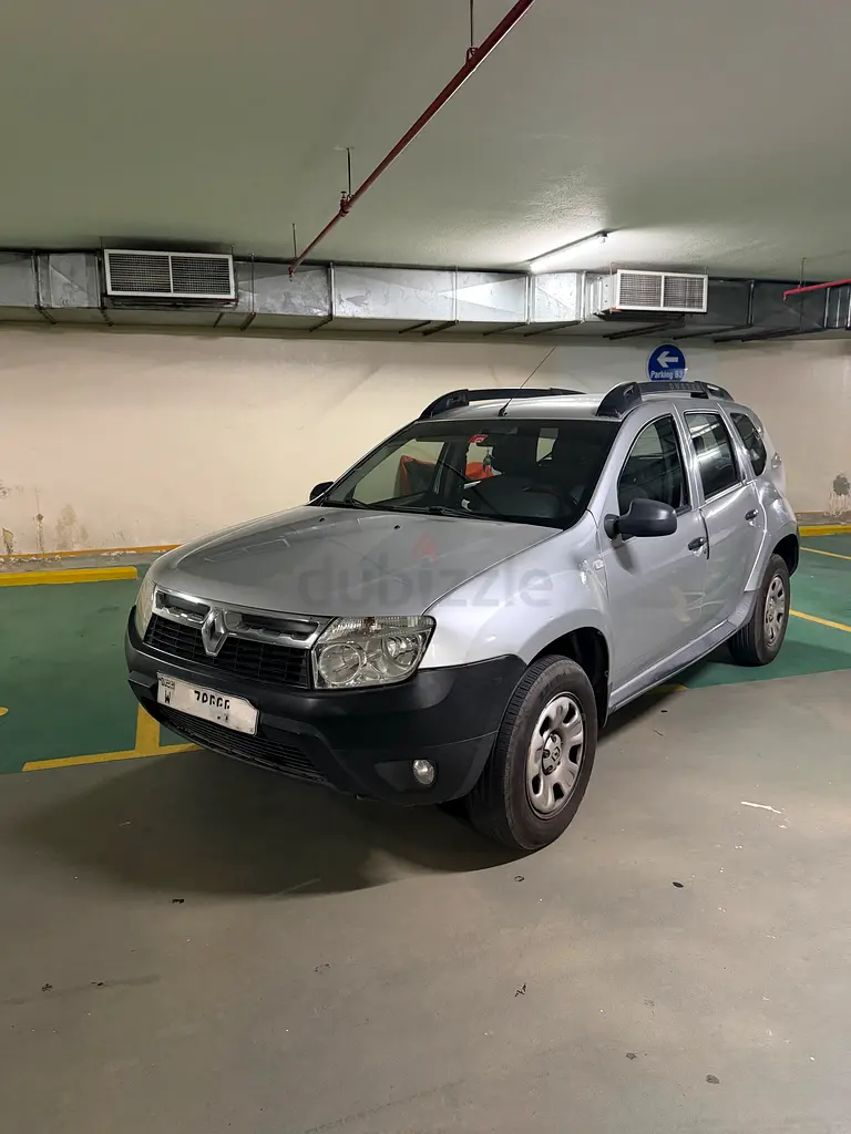 Renault Duster 2015 GCC Specs - Well Maintained SUV - Image 10